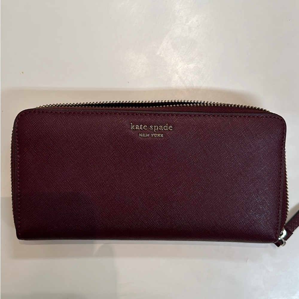 Kate Spade Wallet - Picture 4 of 5